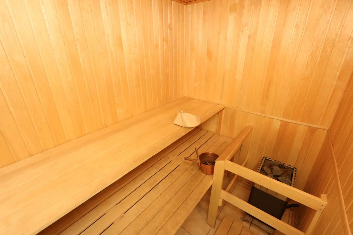 Квартира Просторная квартира с сауной рядом