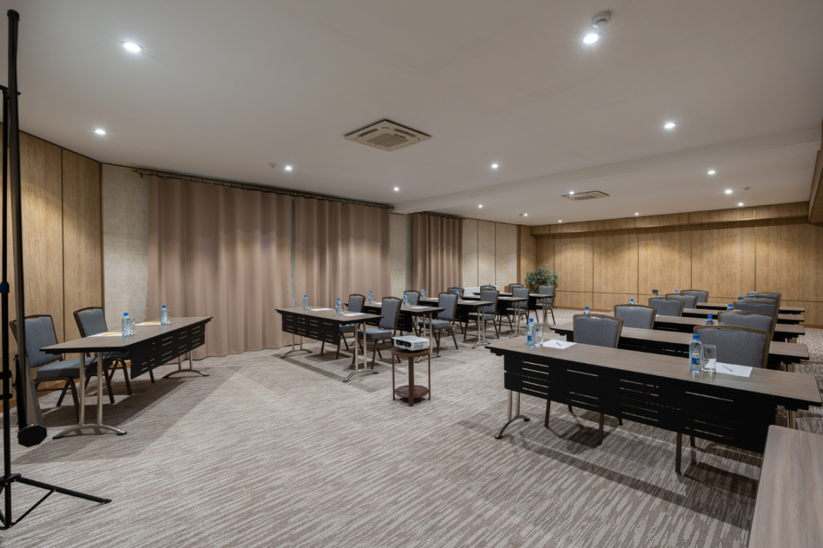 Отель StayInn City Center