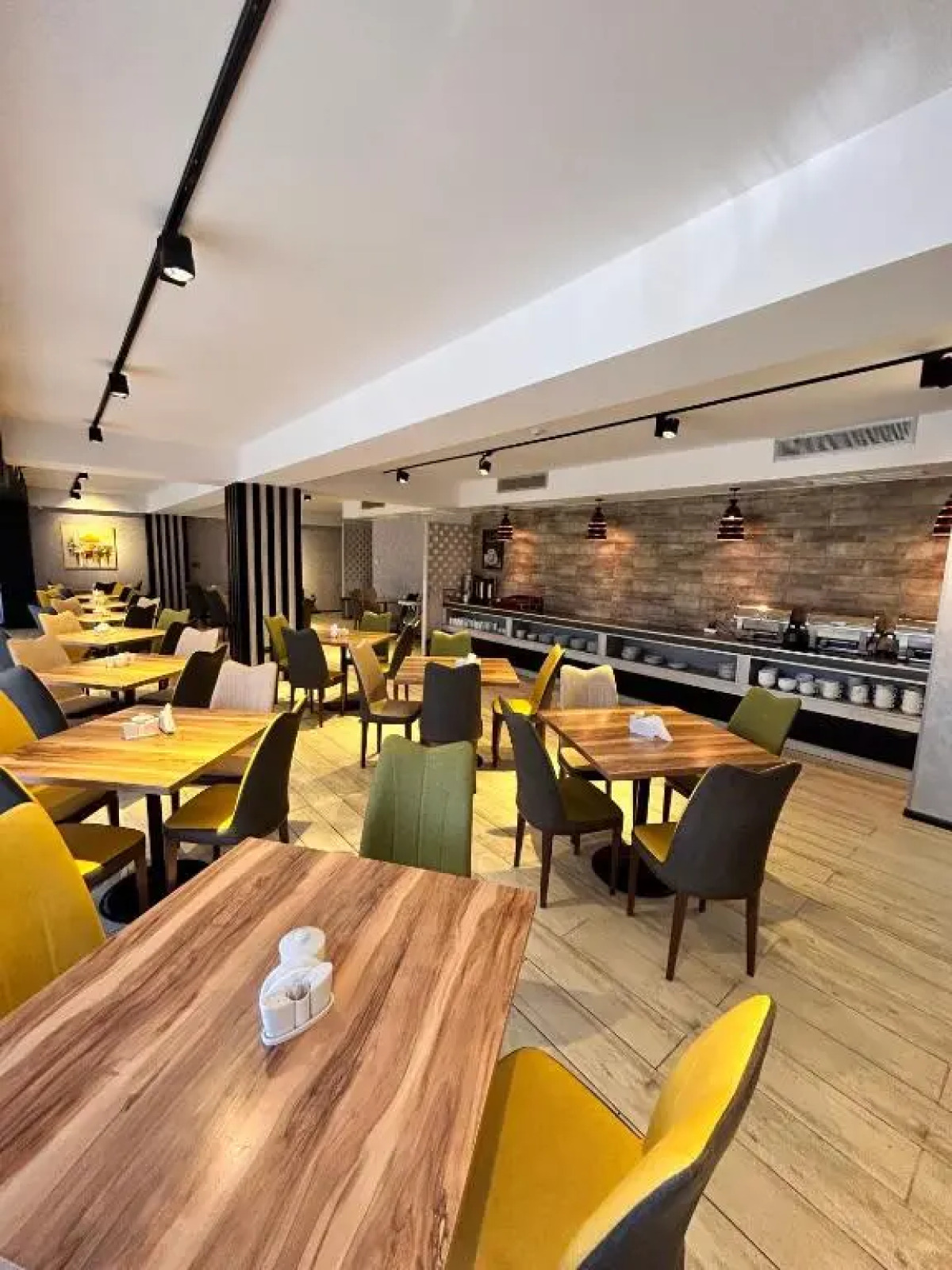 Отель Jazz Hotel