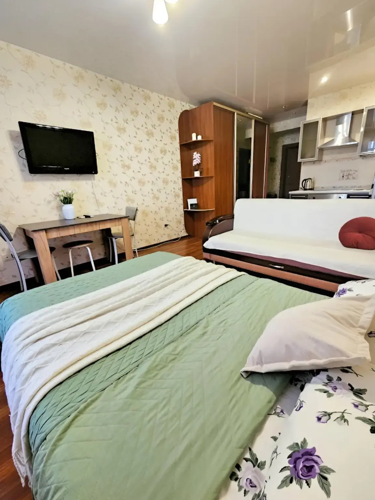 Квартира - студия в тихом районе города