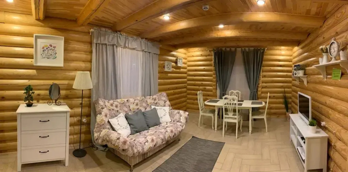 Дом с Бассейном