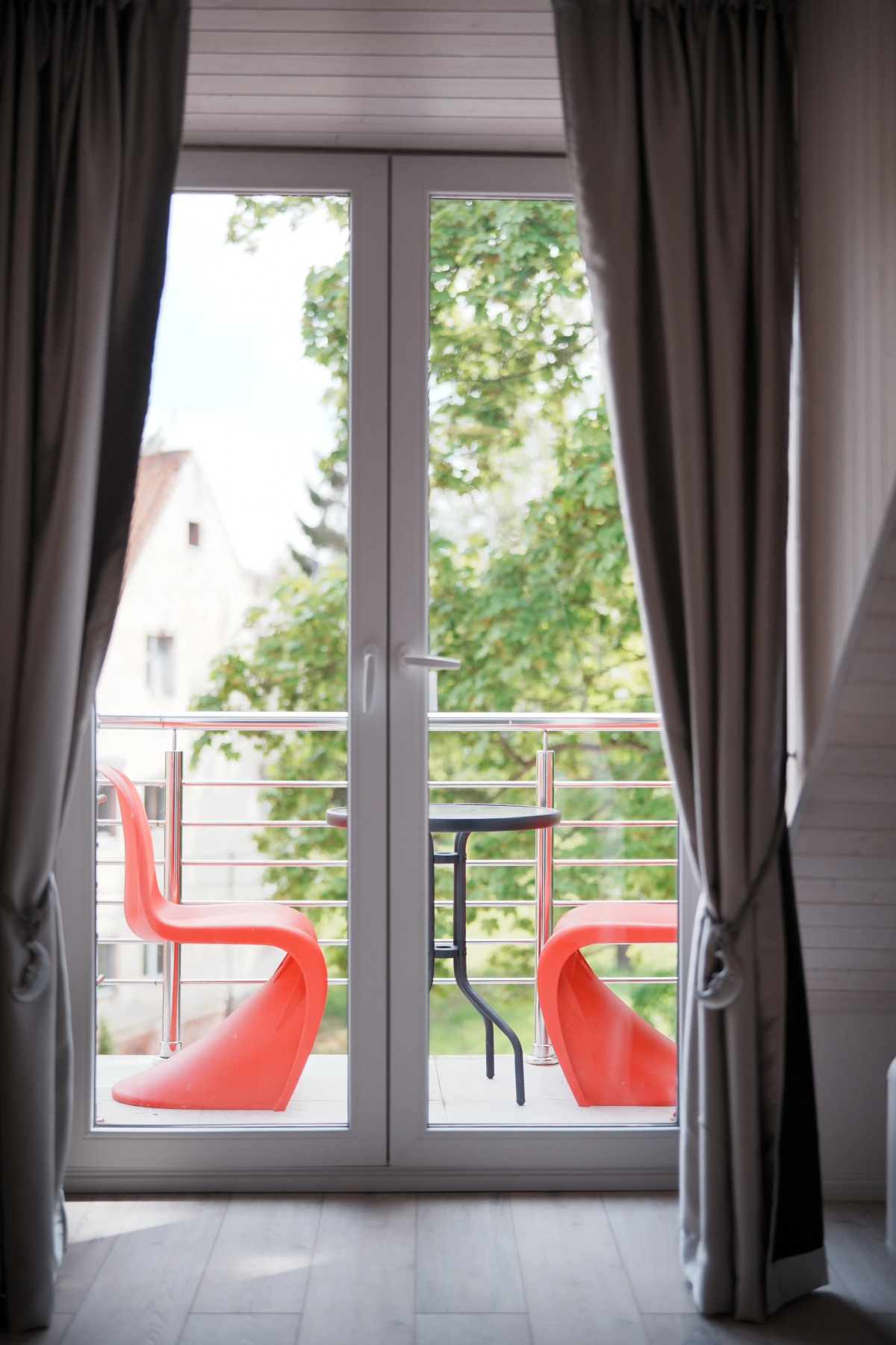 Квартира Однокомнатная мансарда у моря