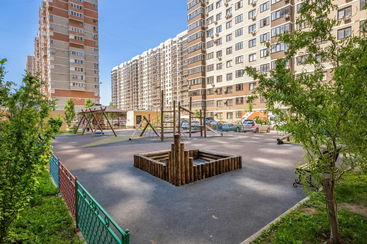 Квартира на Евгении Жигуленко 13/2