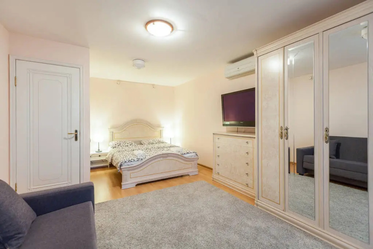 Квартира на Докучаевом переулке 2 1480