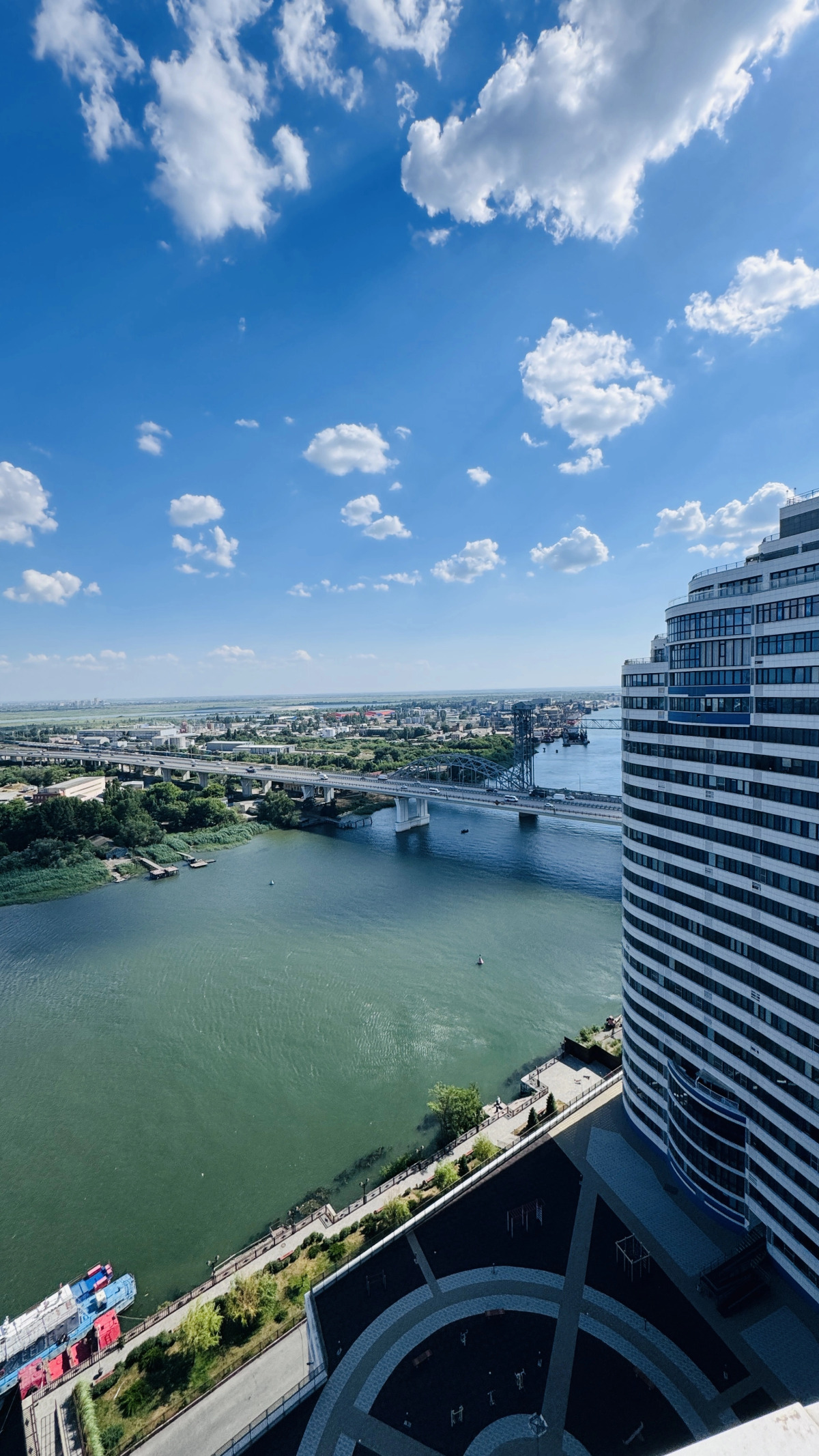 Квартира Двухкомнатная на берегу Дона