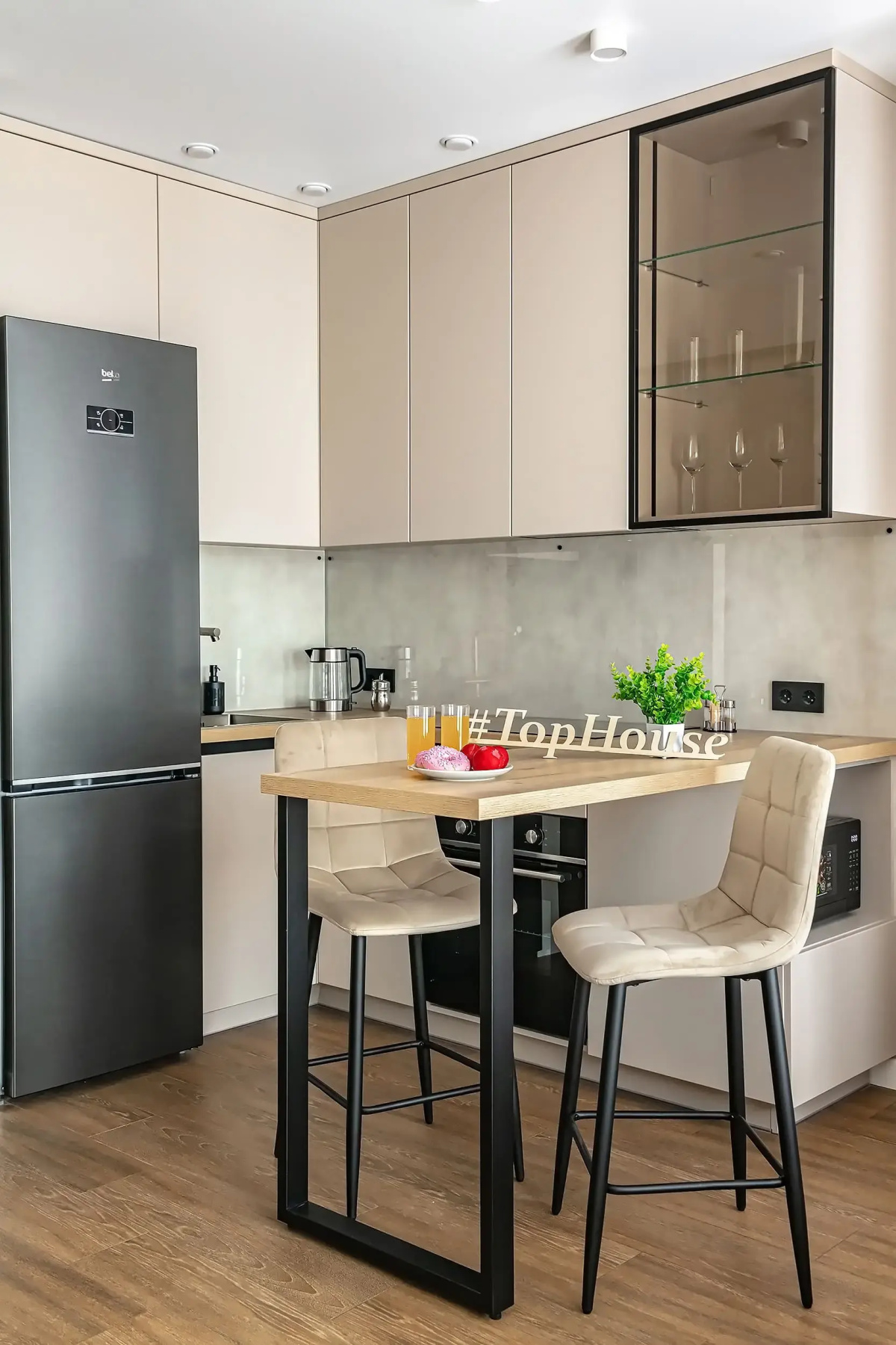 Апартаменты TopHouse на Нестерова 1