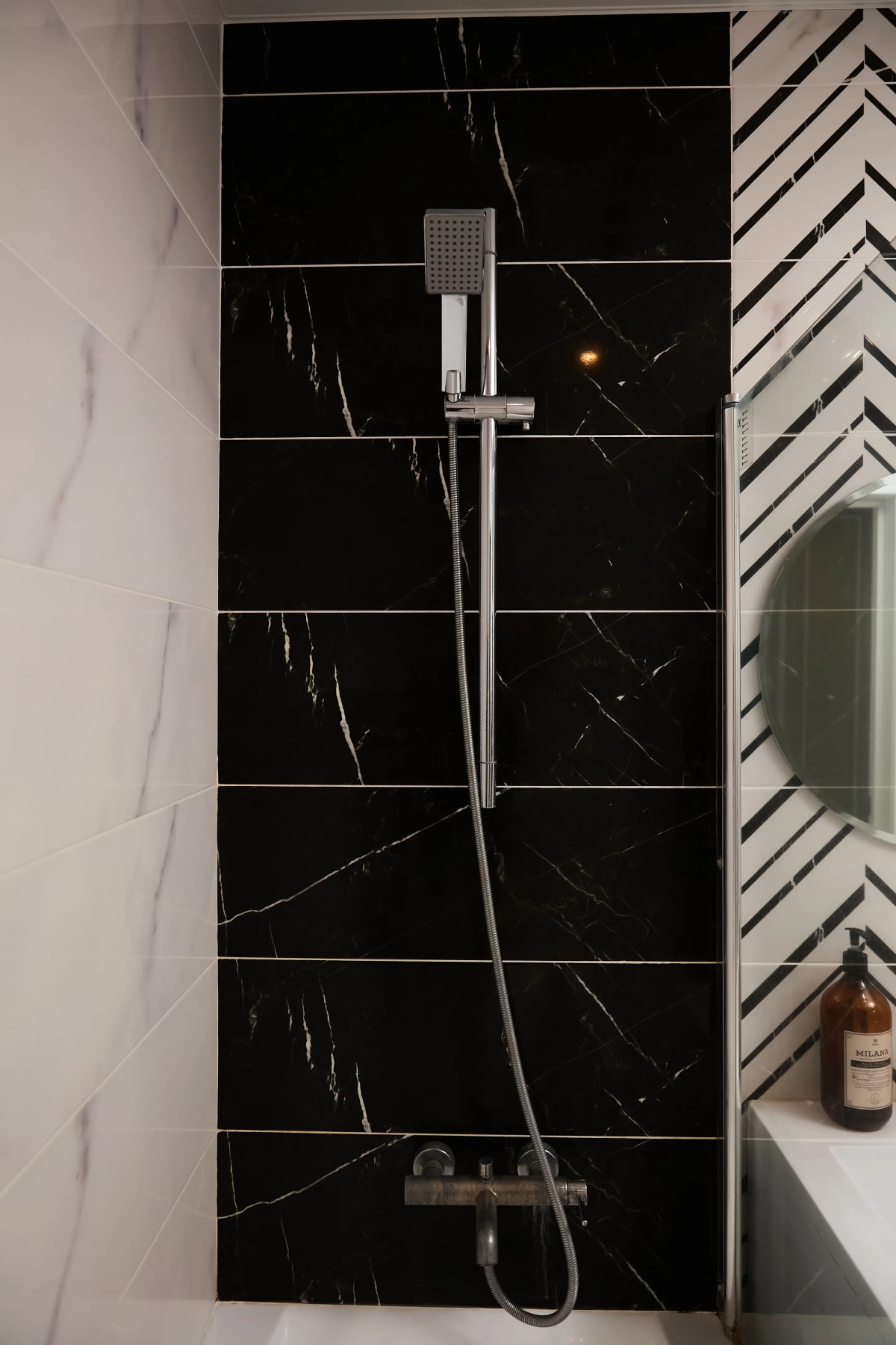 Апартаменты Luma White #2 в центре города с красивым видом на балконе