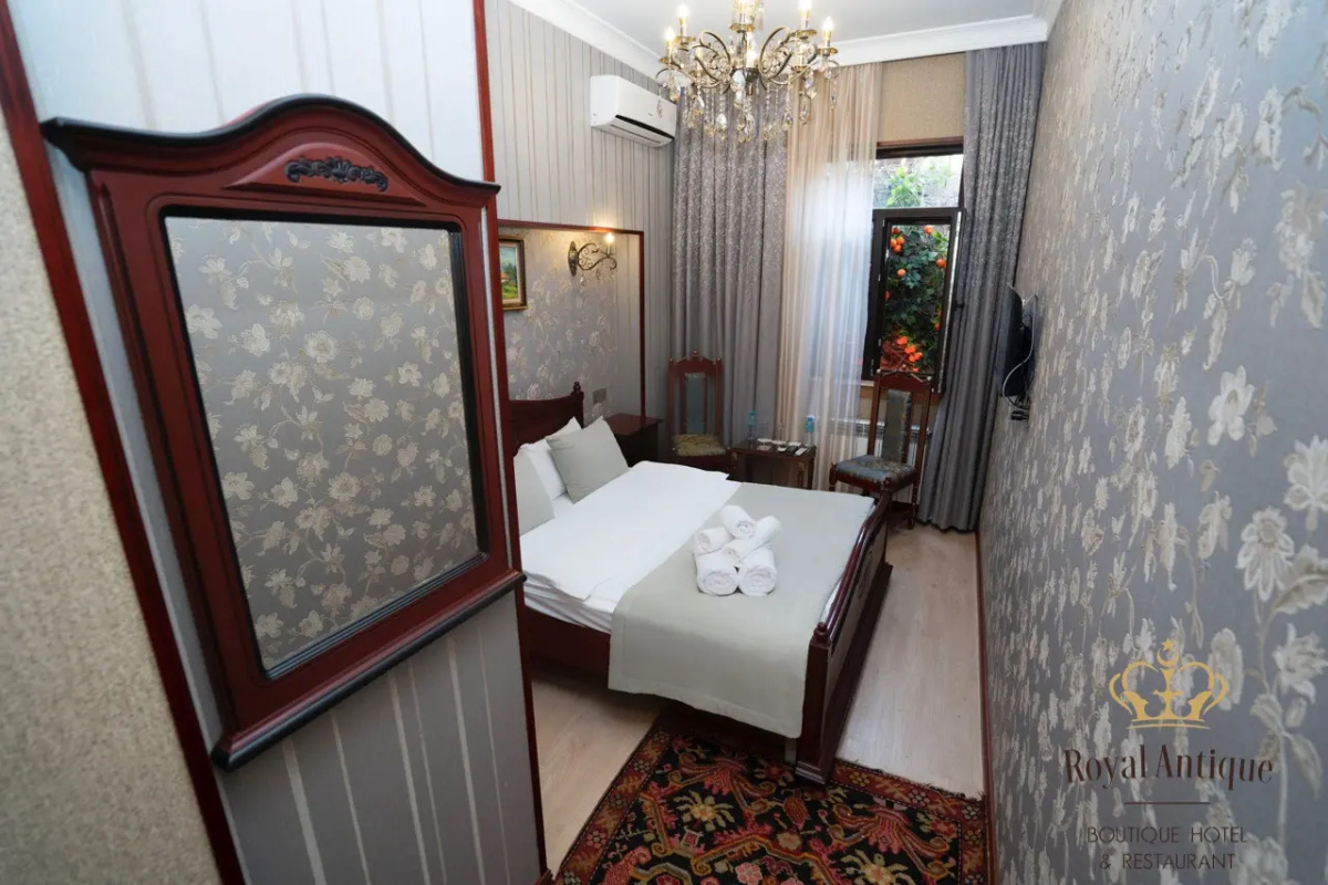 Royal Antique Boutique Hotel