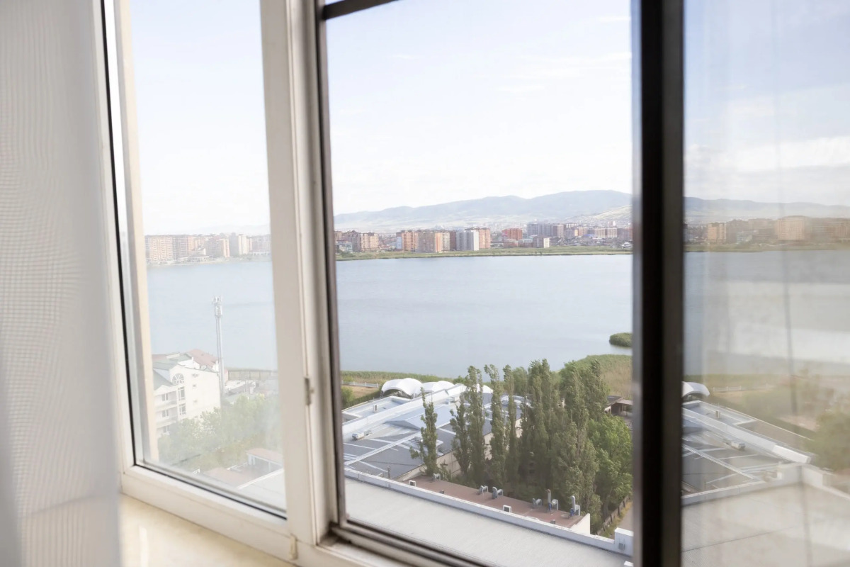 Апартаменты "Эленика" Роскошные у Озера в Махачкале