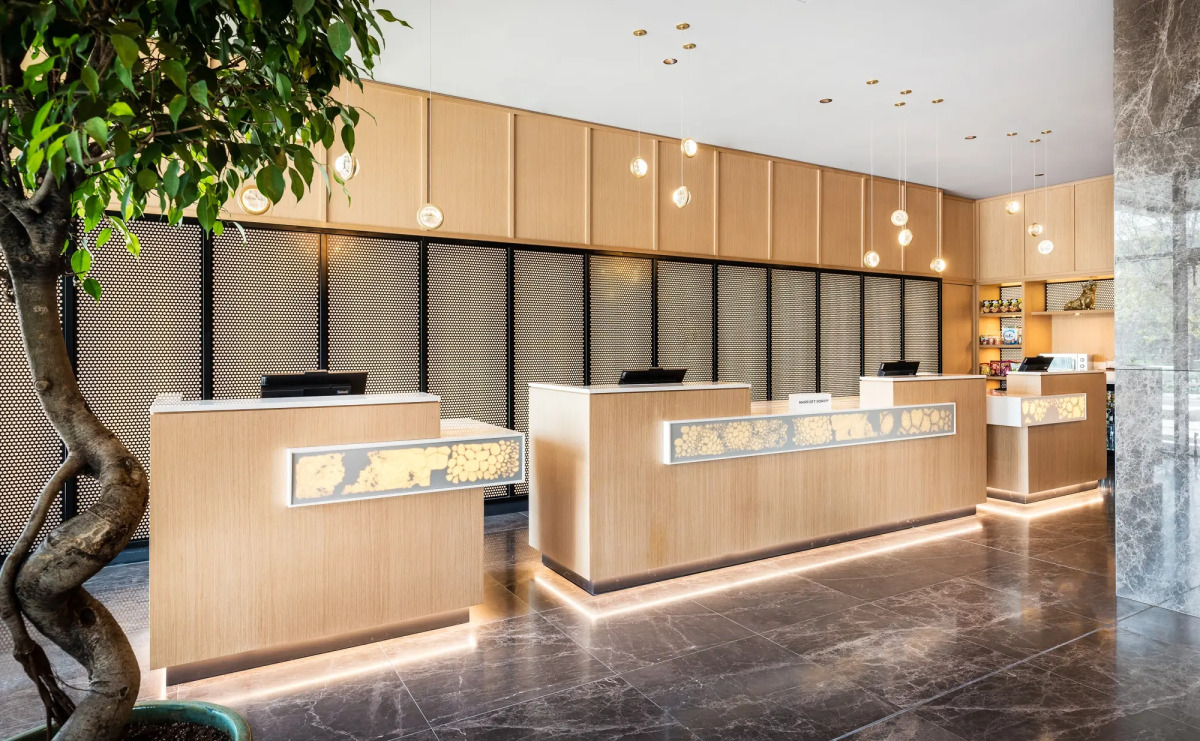 Отель Courtyard by Marriott Baku