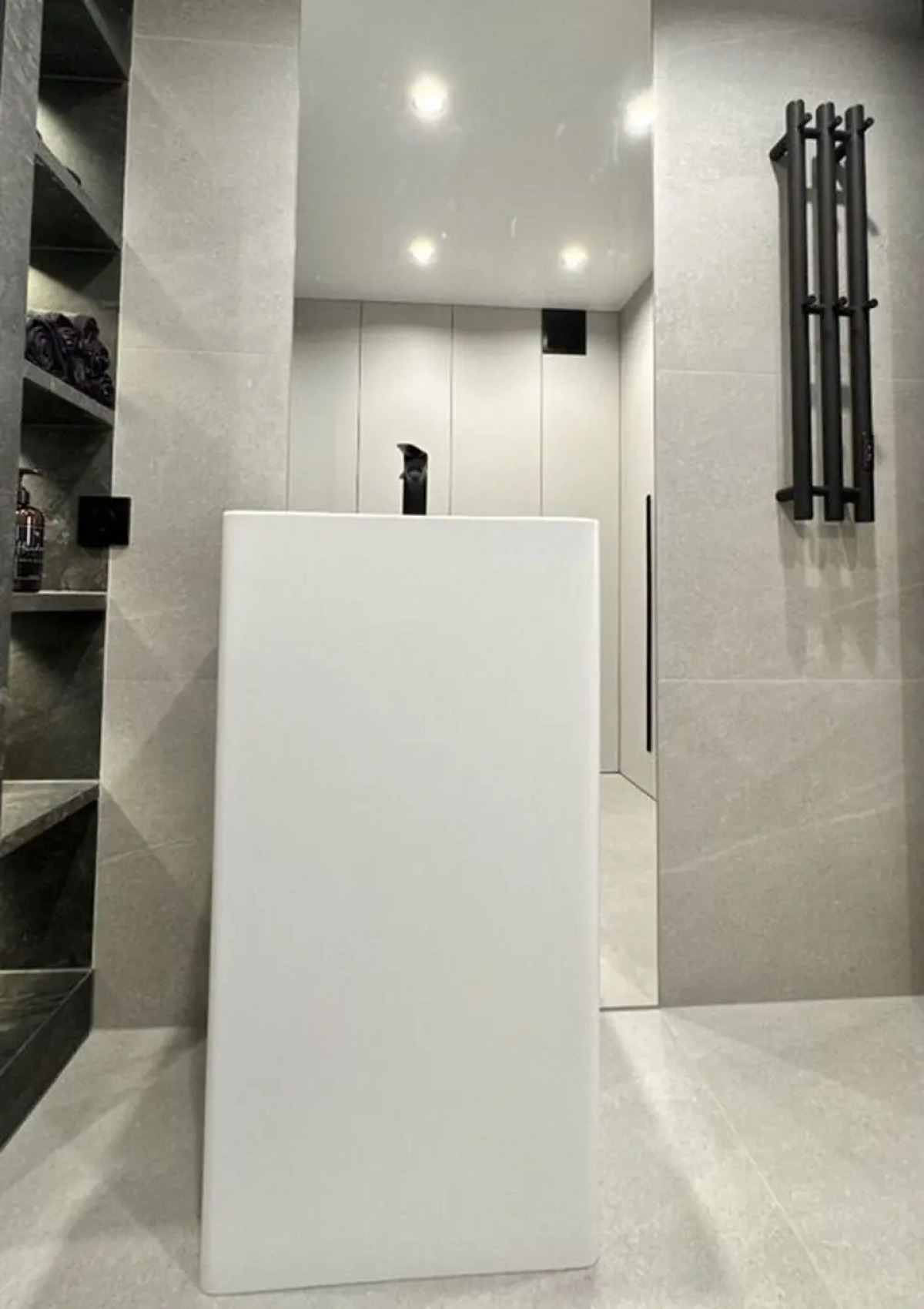 Квартира Дизaйнерcкая двухуровневая в Сириусе