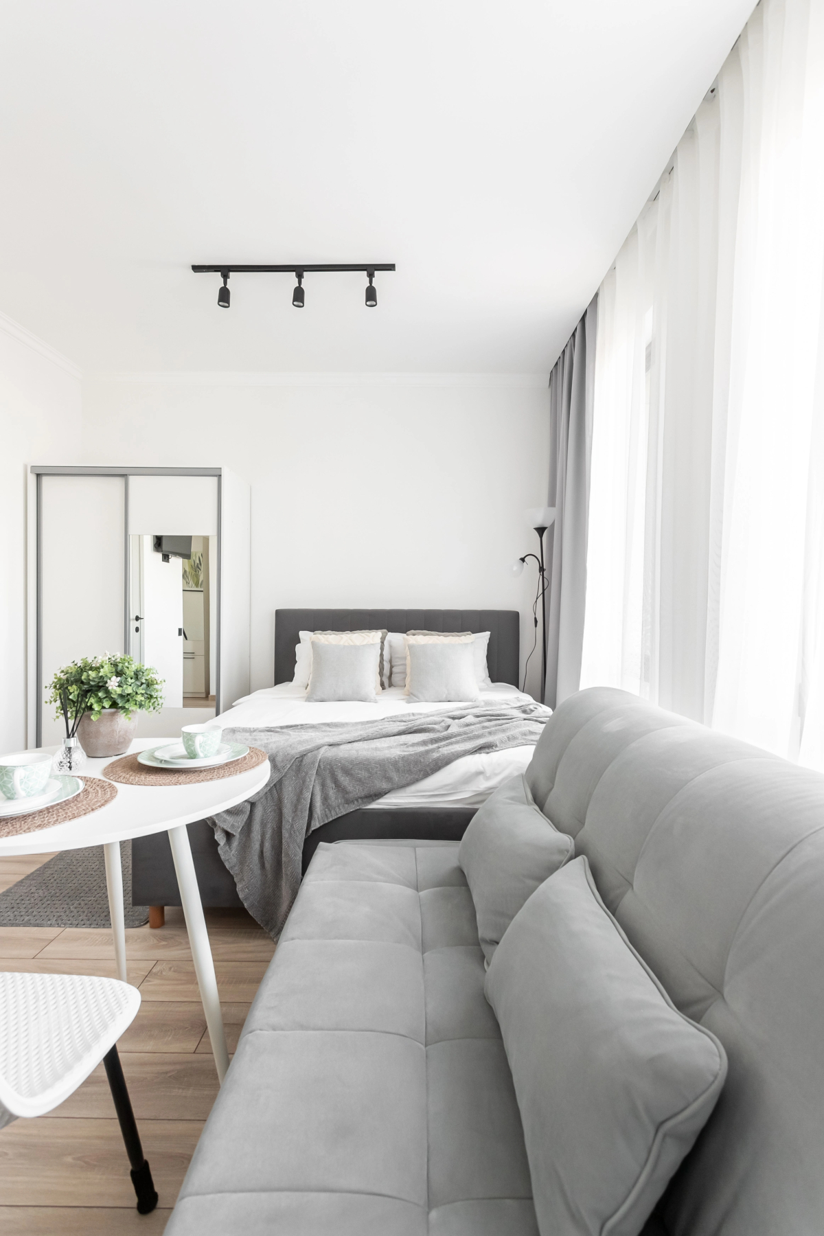 Квартира Новая светлая студия в ЖК бизнес класса Метрополия в центре Москвы