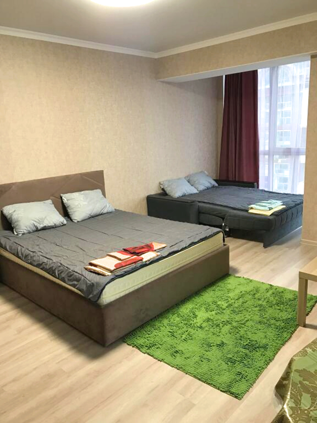 Апартаменты на Островского 33а