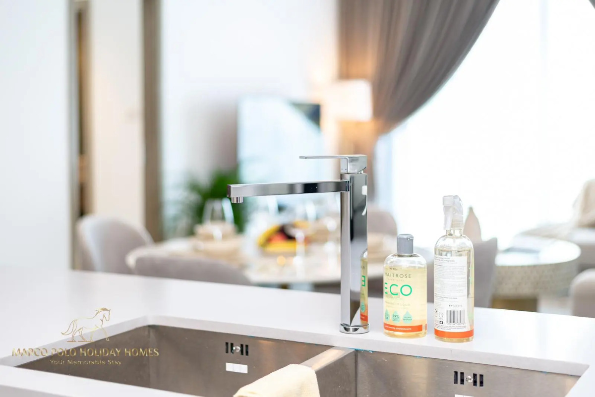 Апартаменты Marco Polo Fancy Marina Getaway With Mesmerizing Views