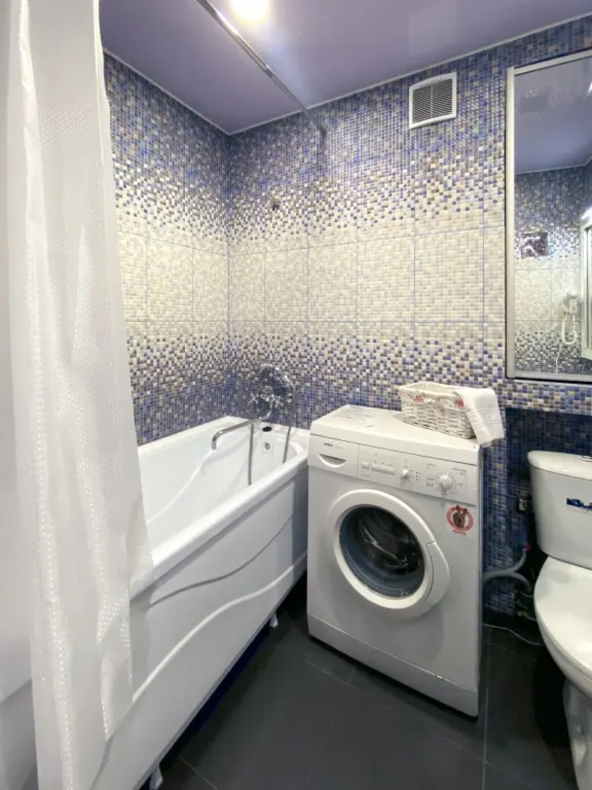 Апартаменты Apart-Comfort на проспектете Толбухина 45 к14