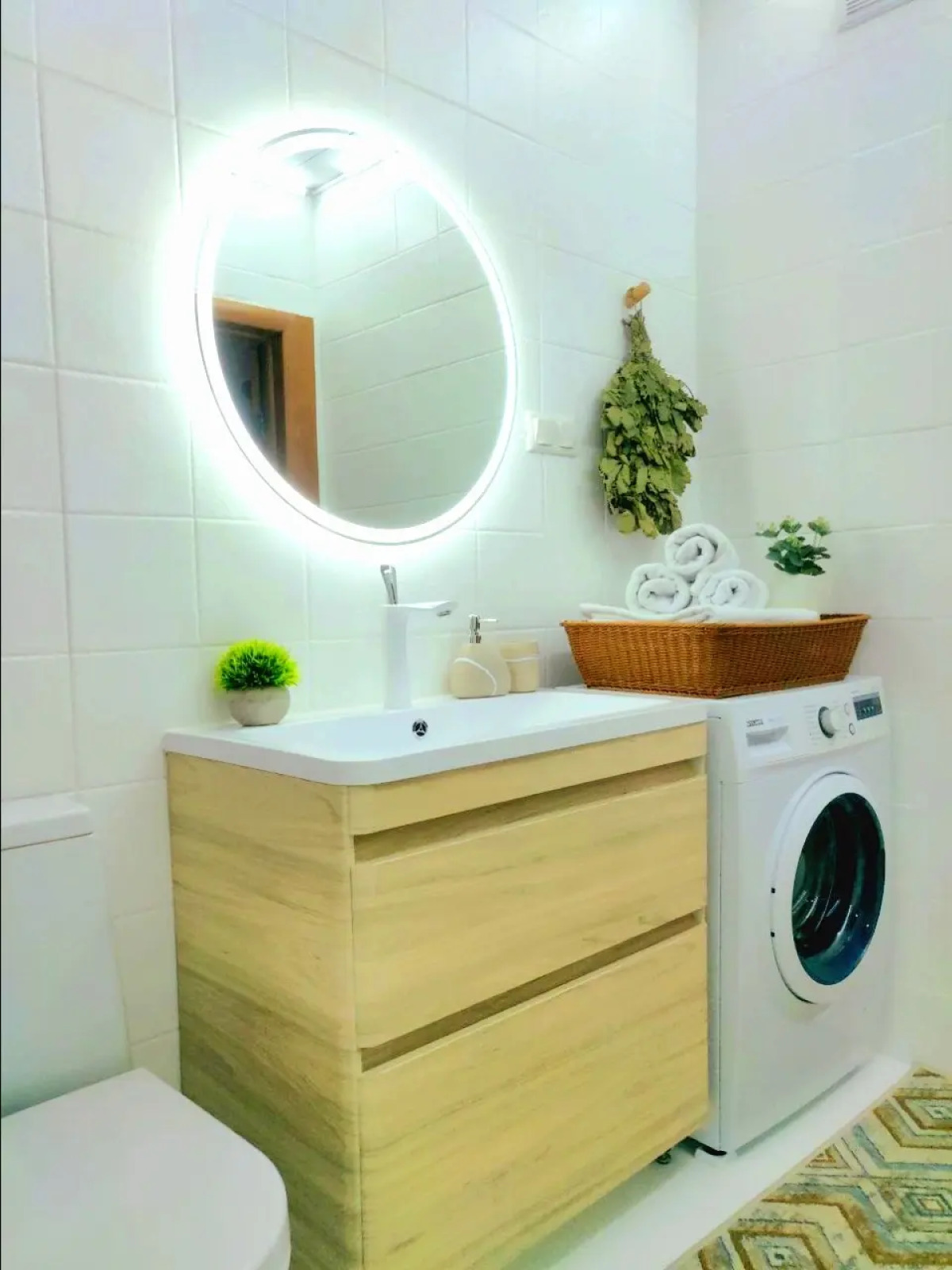 Апартаменты на улице Маршала Бирюзова 18