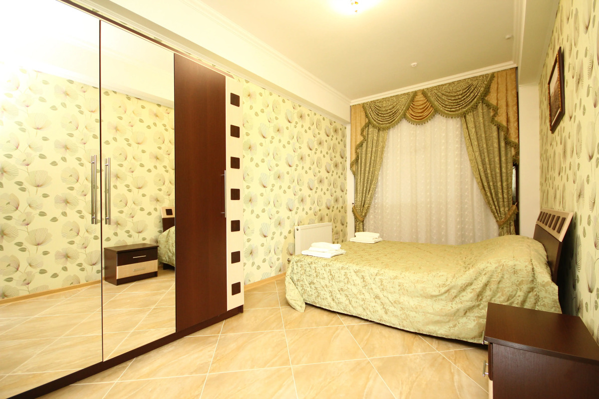 Отель California