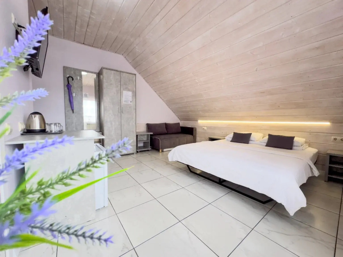 Гостевой Дом Five-story с бассейном