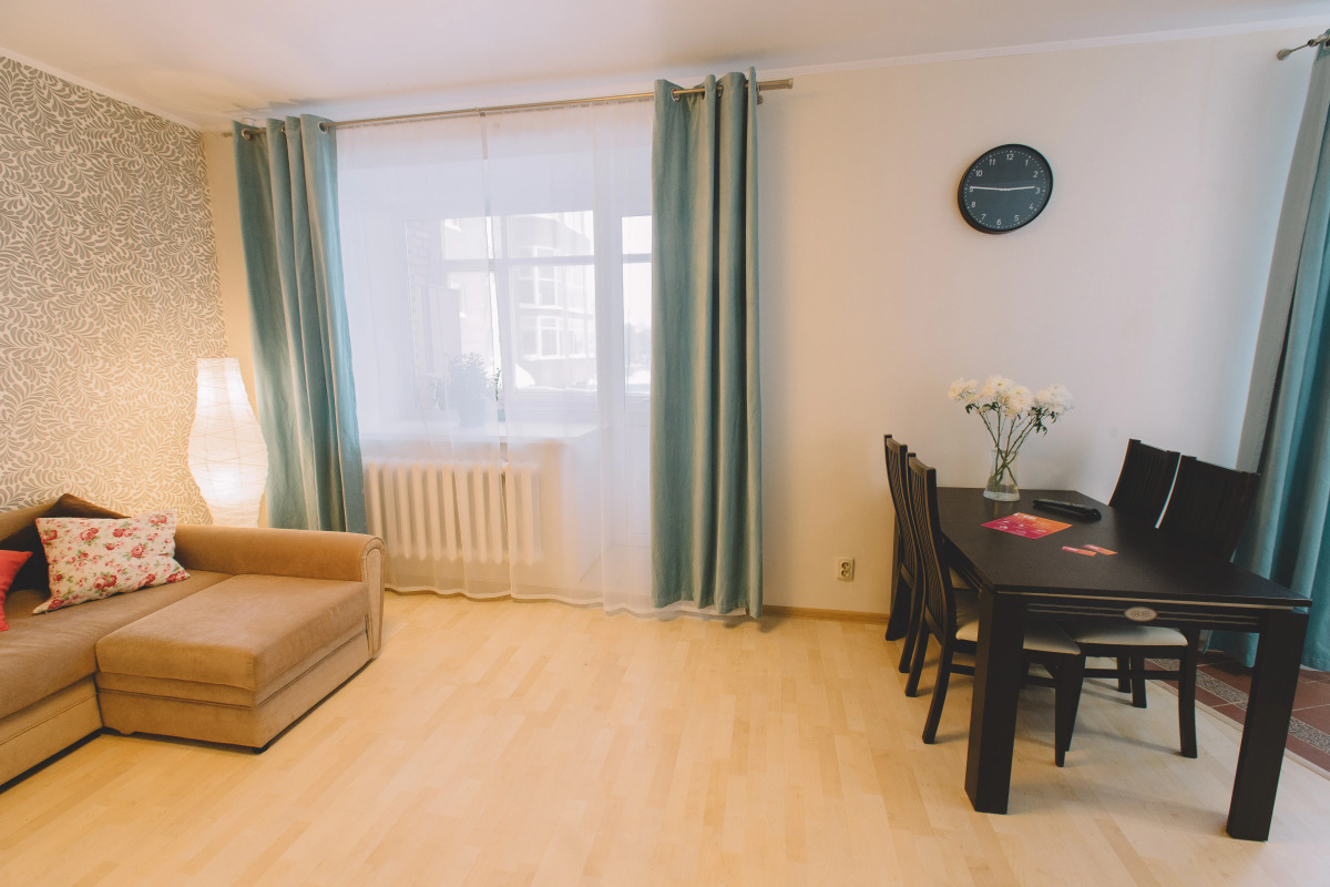 Апартаменты 9 Ночей На Базарной