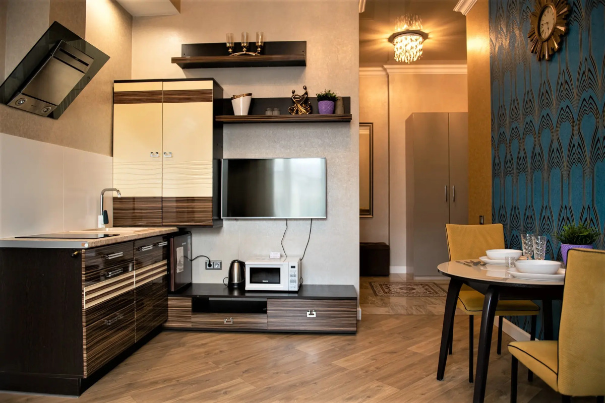 Апартаменты 003_Коммунистическая 107