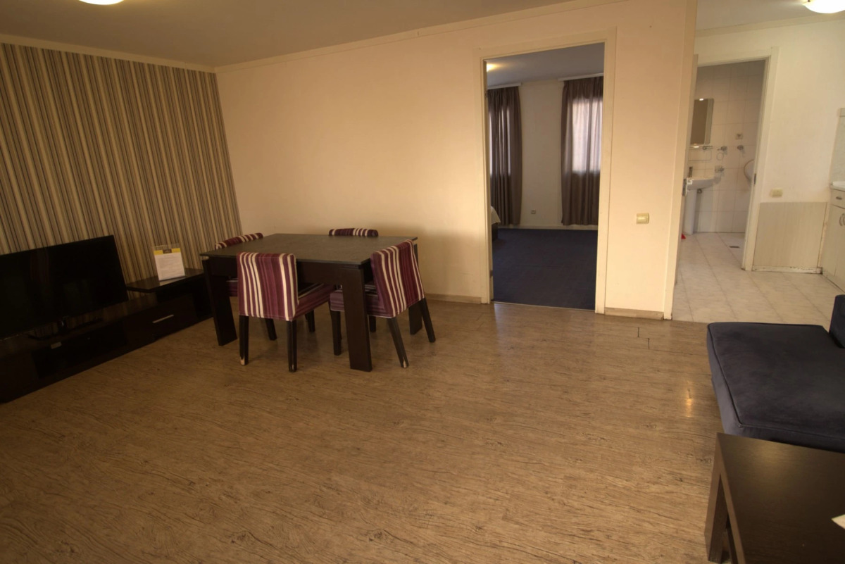 Отель Cross Resort