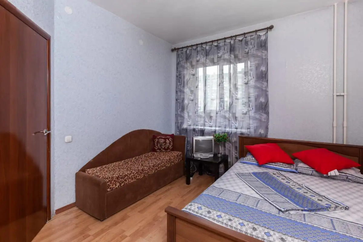 Апартаменты на проспекте Косыгина 17