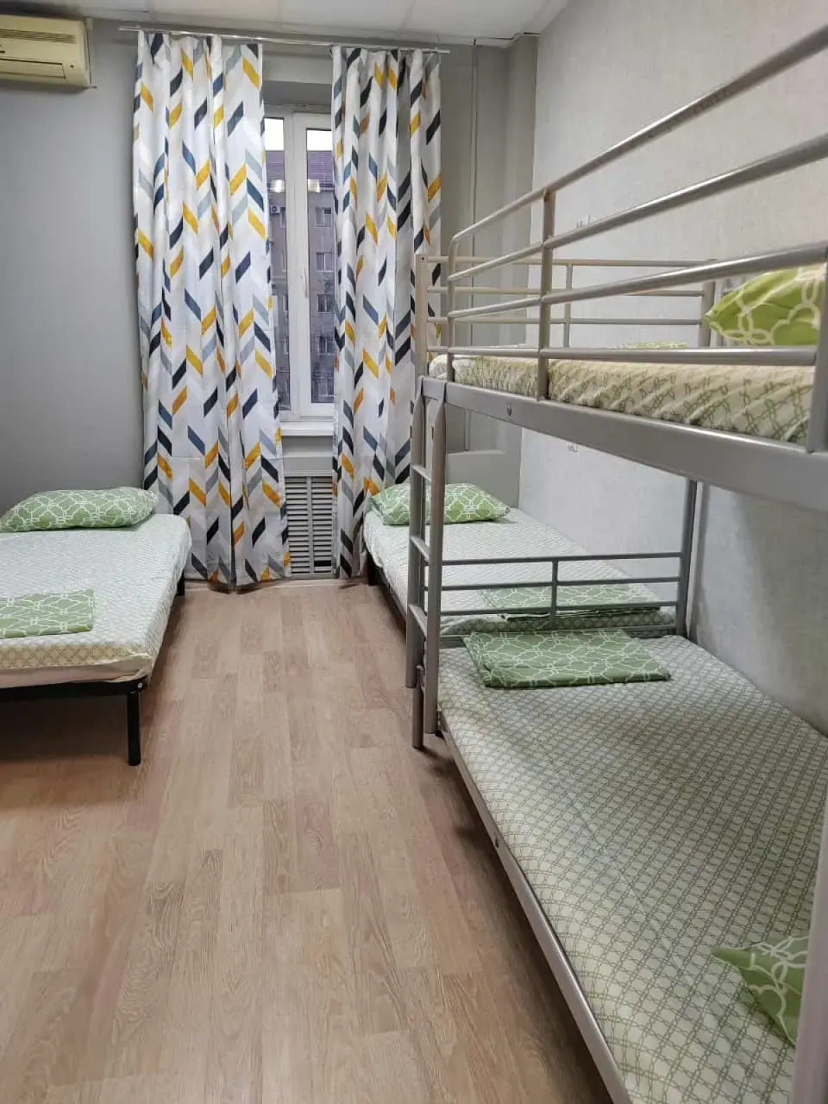 Хостел Улей