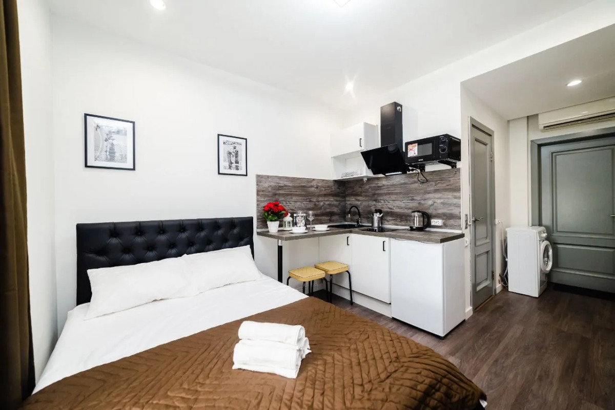 Апартаменты Мантулинская 10 (03)