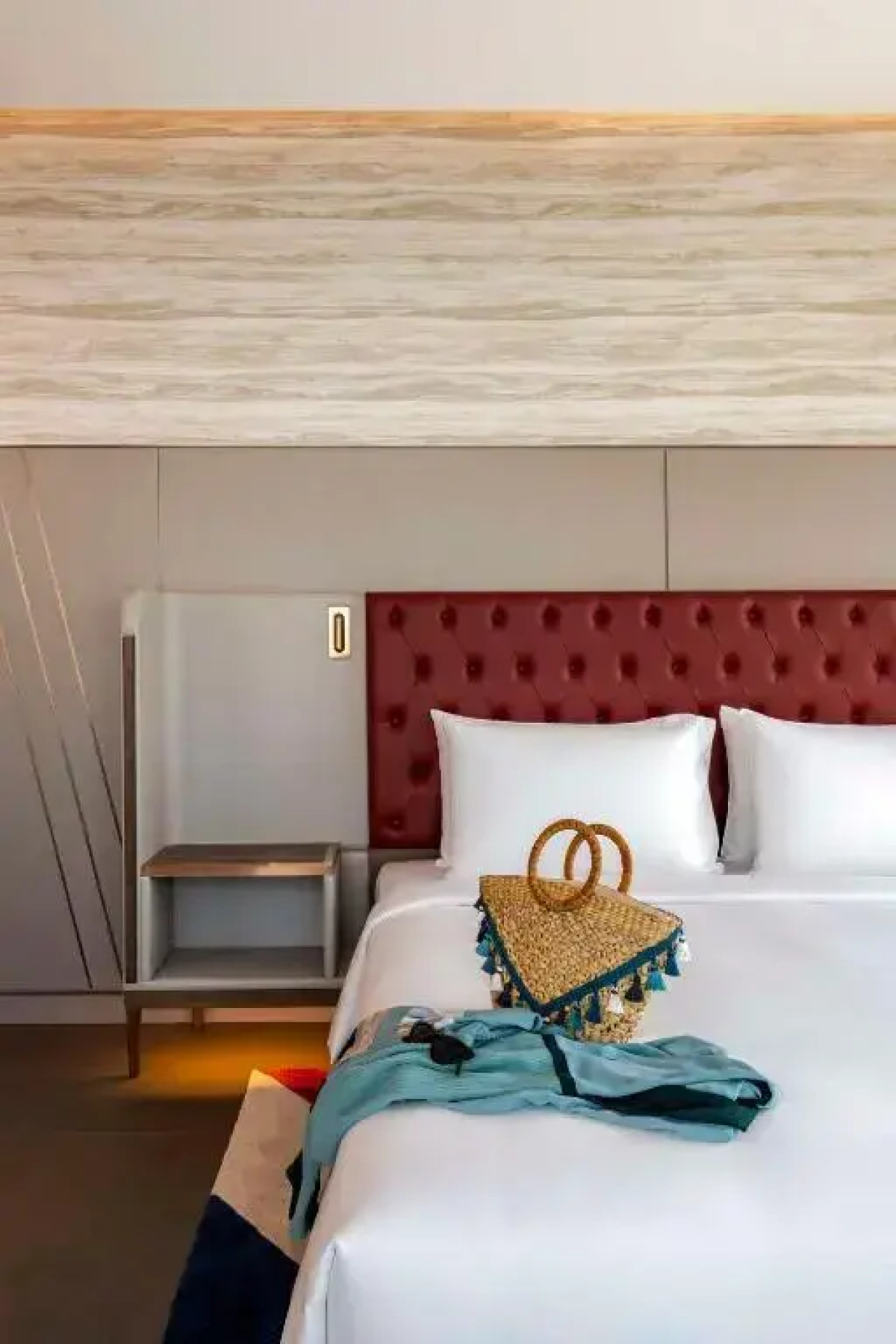 Отель Hyatt Centric Jumeirah Dubai