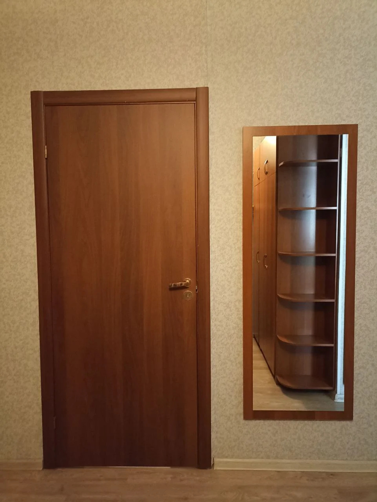 Квартира Двухкомнатная Квартира у Метро