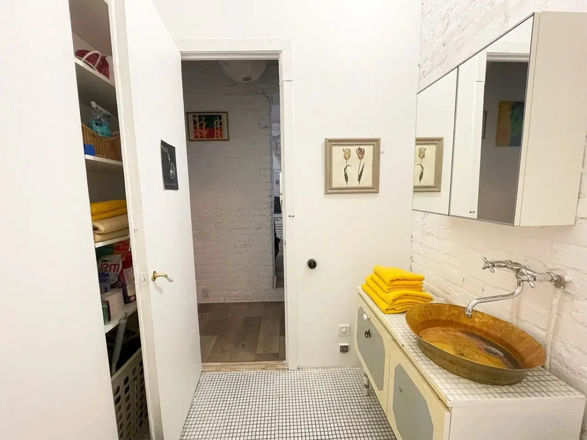 Квартира Просторная двухкомнатная квартира BombFlat на Достоевского