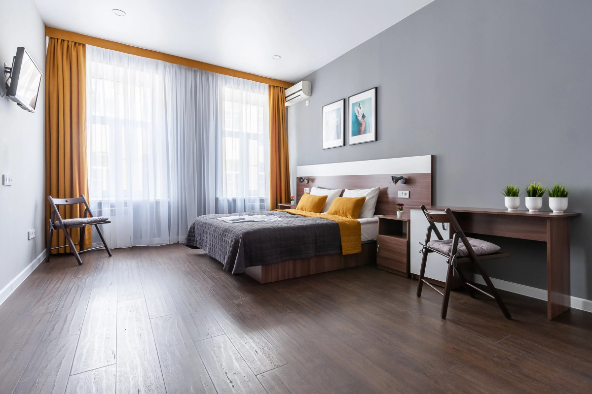 Квартира Демократ на Невском 130