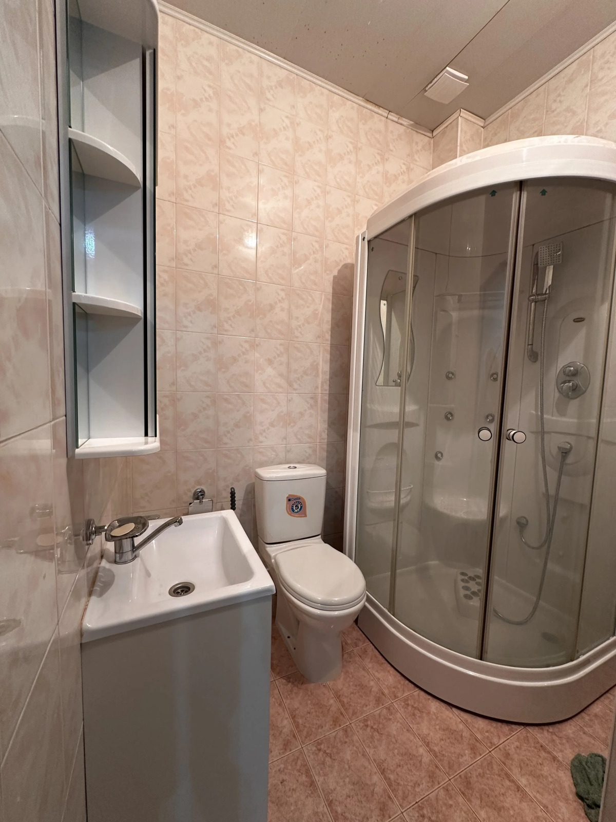 Отель Ревивал