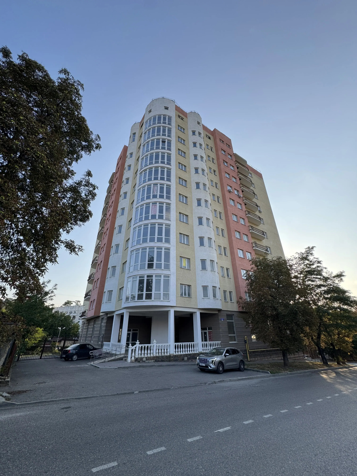 Квартира новая двухкомнатная с видом на город