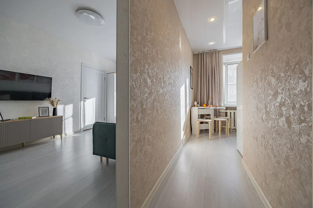 Квартира Светлая на центральной площади до 6 человек