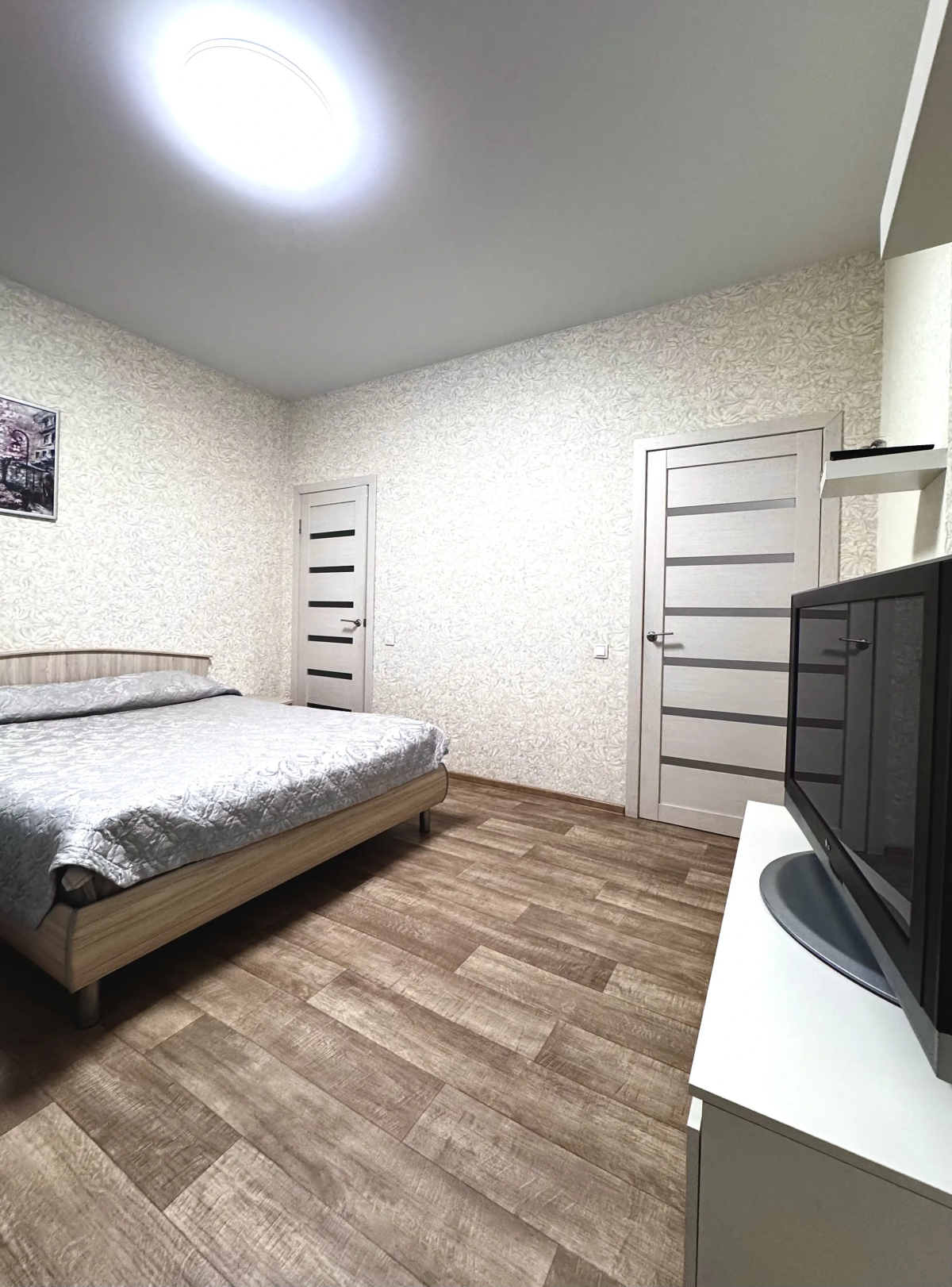 Квартира 2-комнатная Cтудия Yarapartments на Октября 11