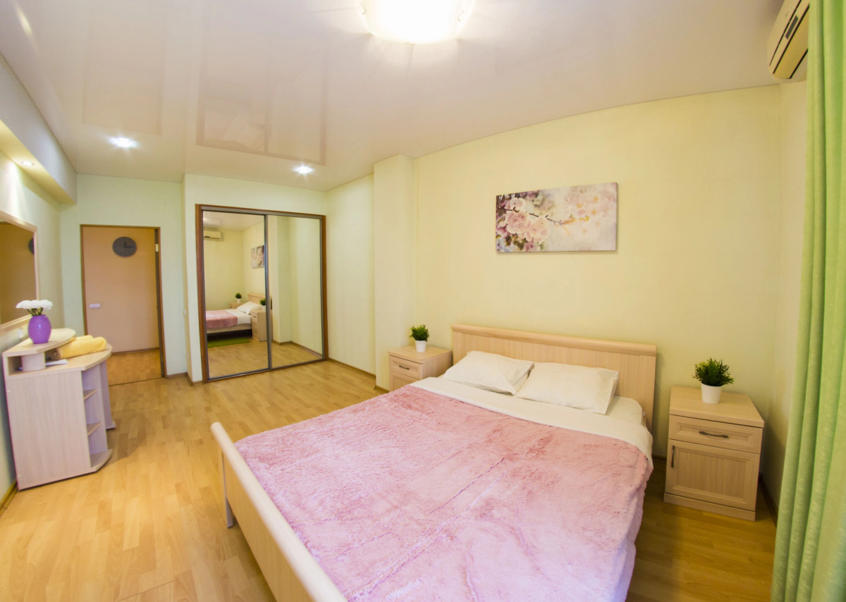 Апартаменты на Декабристов