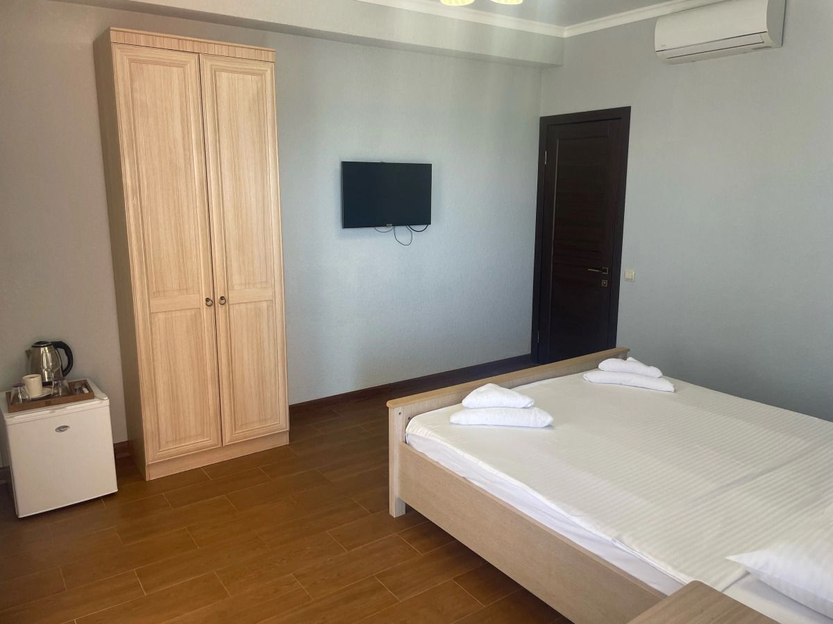 Мини-отель Leon Beach Hotel