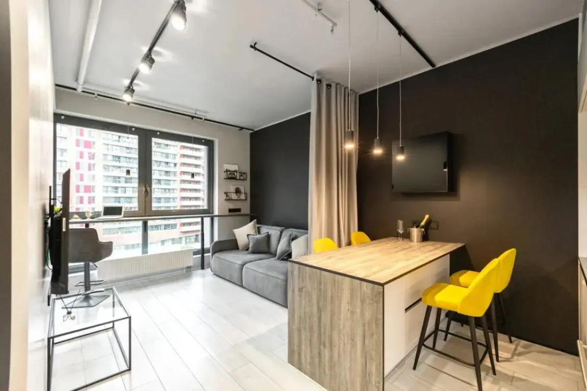 Апартаменты Улучшенные с Балконом Elite Apartments