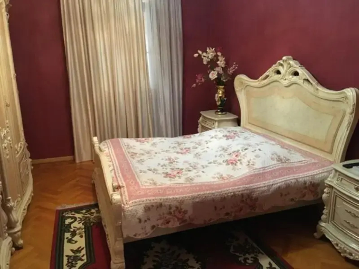 Отель Милана