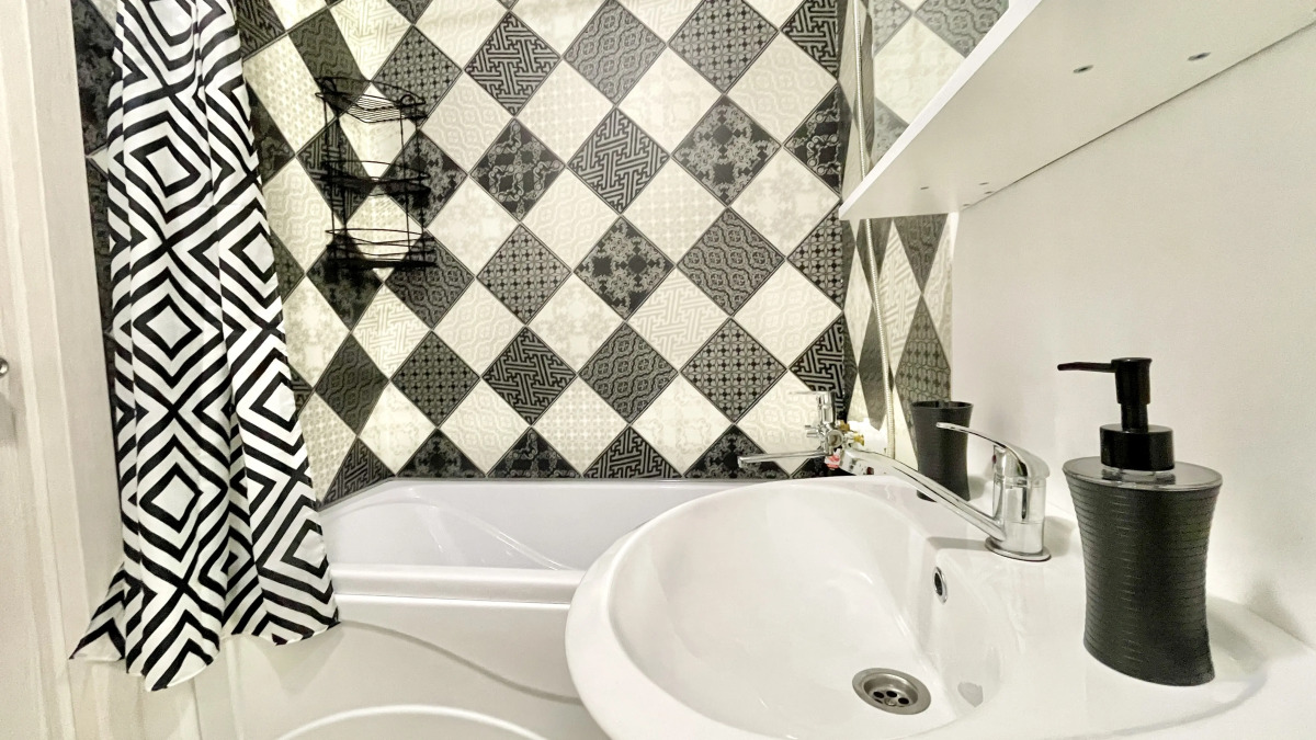 Апартаменты Chicago Aparts на Чемпионов 1 мкр. Солнечный