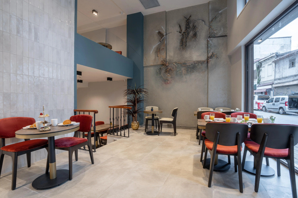 Smart and Simple Hotel Karakoy