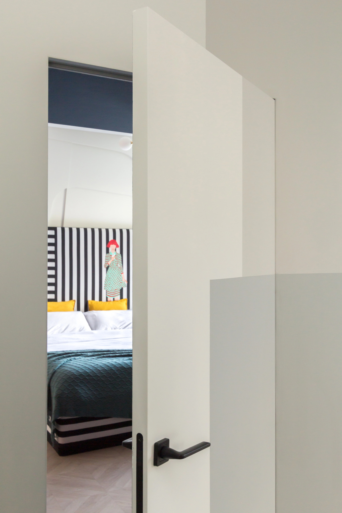 Квартира Величественная сталинка на набережной в историческом центре города-героя.