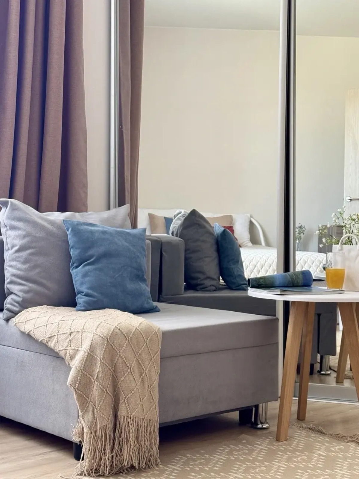 Апартаменты Современная квартира на Яна Крастыня