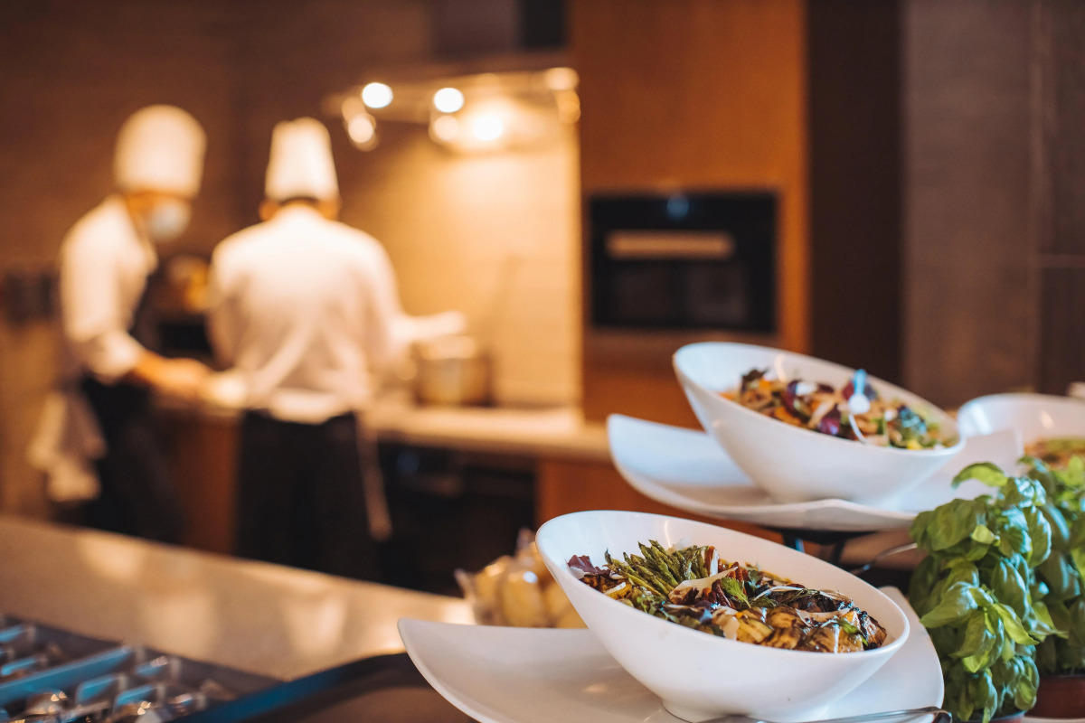 Staybridge Suites Dubai al-Maktoum Airport, an IHG Hotel