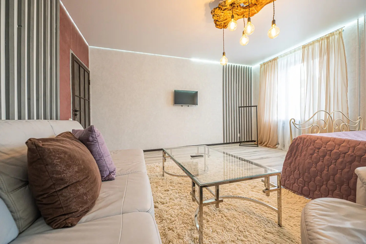 Апартаменты Пять Звёзд на Кировке