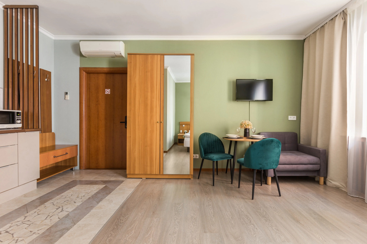 Апартаменты для троих гостей с 1 большой или 2-мя раздельными кроватями (3-ий или 4-ый этаж)