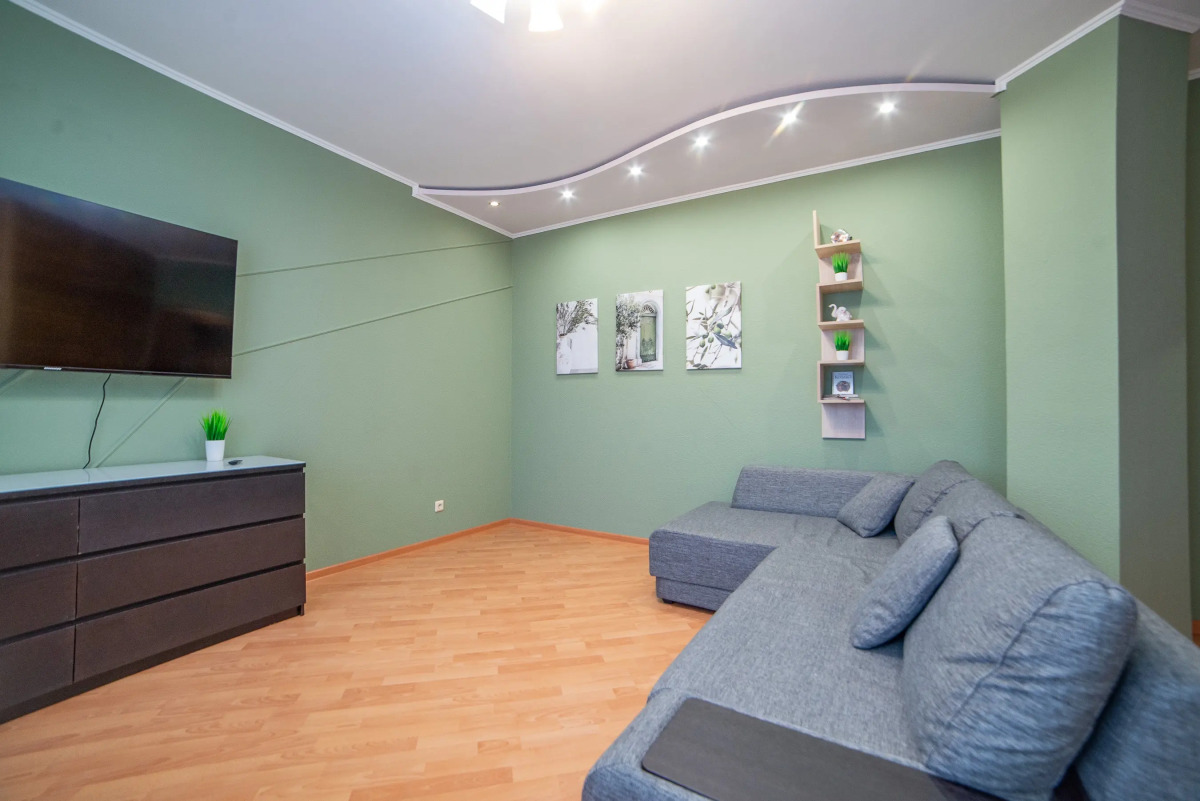 Апартаменты Бажова 68