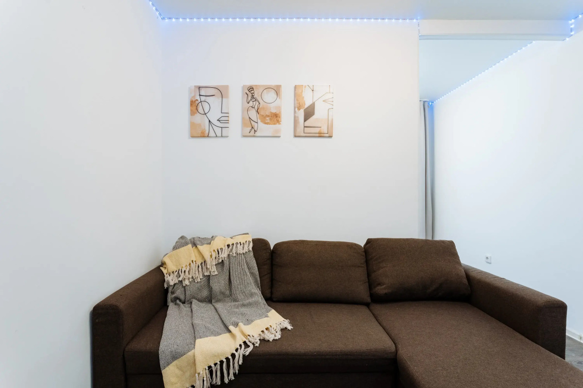 Квартира на Пархоменко 133/3