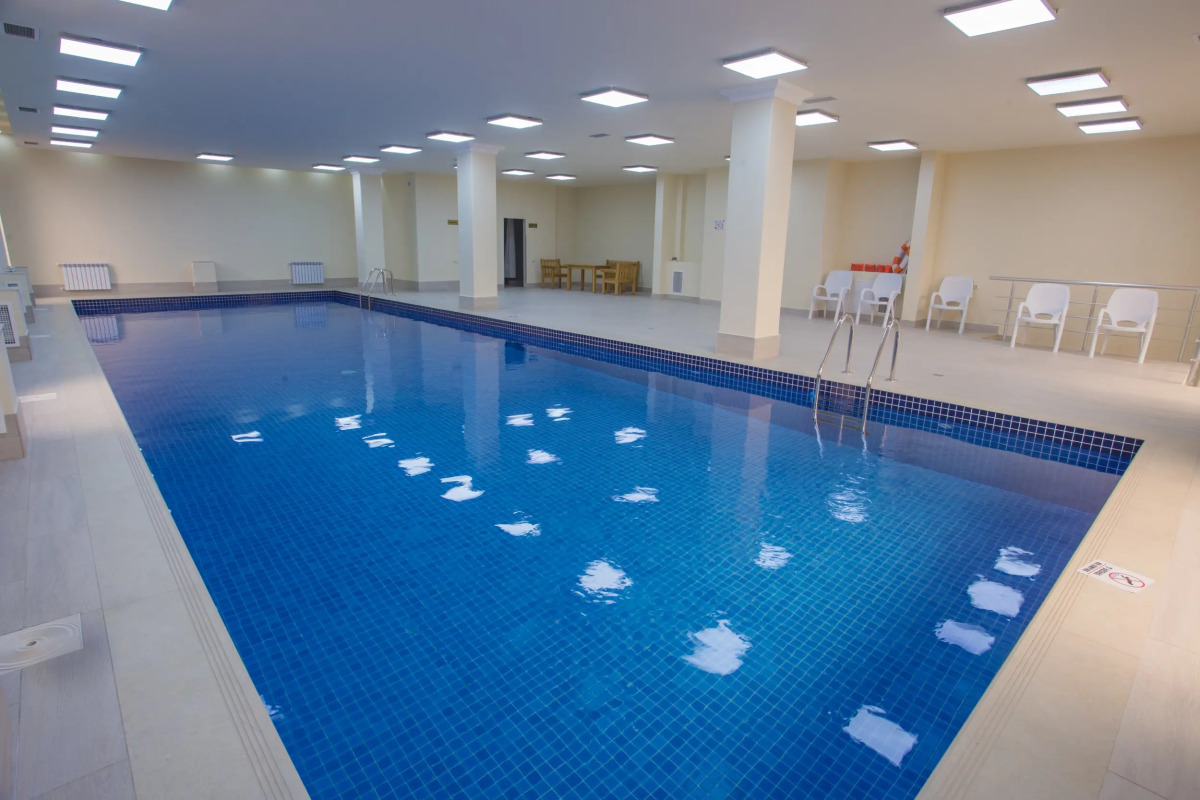 Отель Ani Central Inn